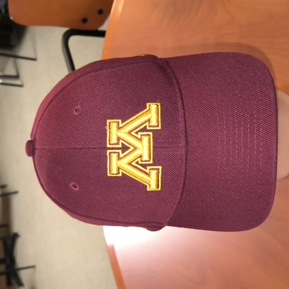 MN Golden Gophers Civil Service Committee Embroidered Strap-on Acrylic Wool Hat